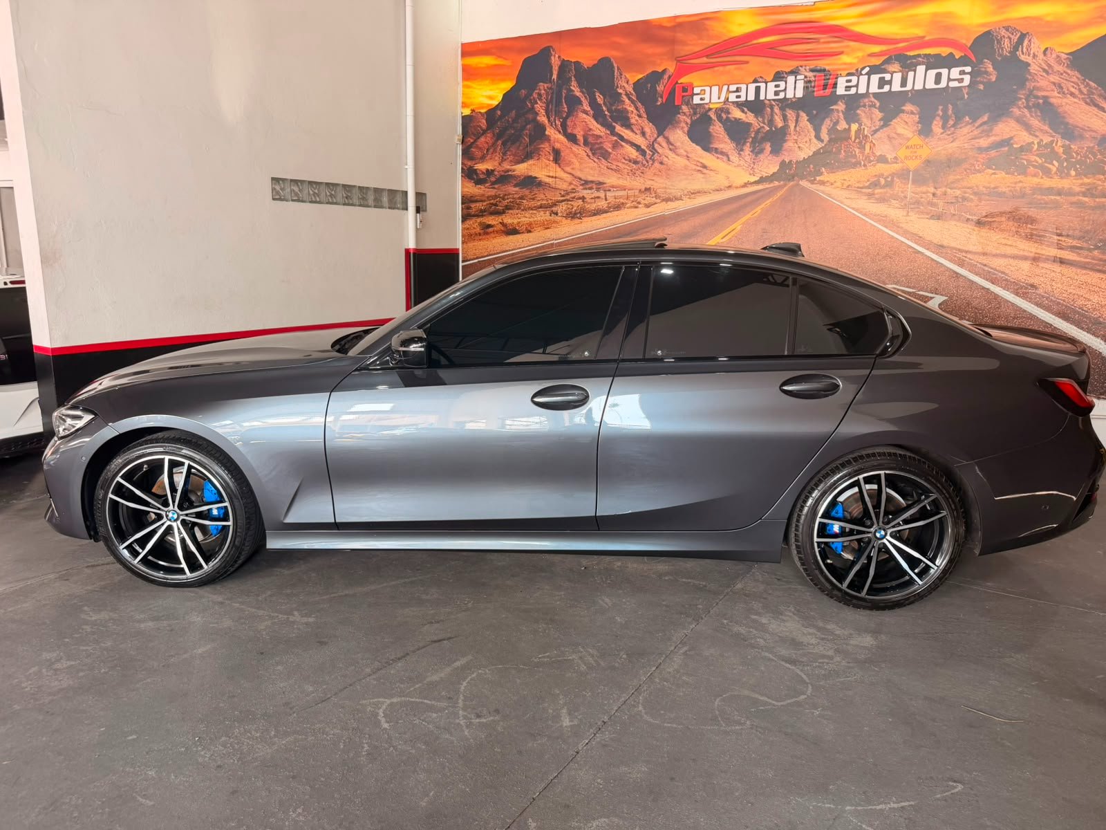 BMW 320I
