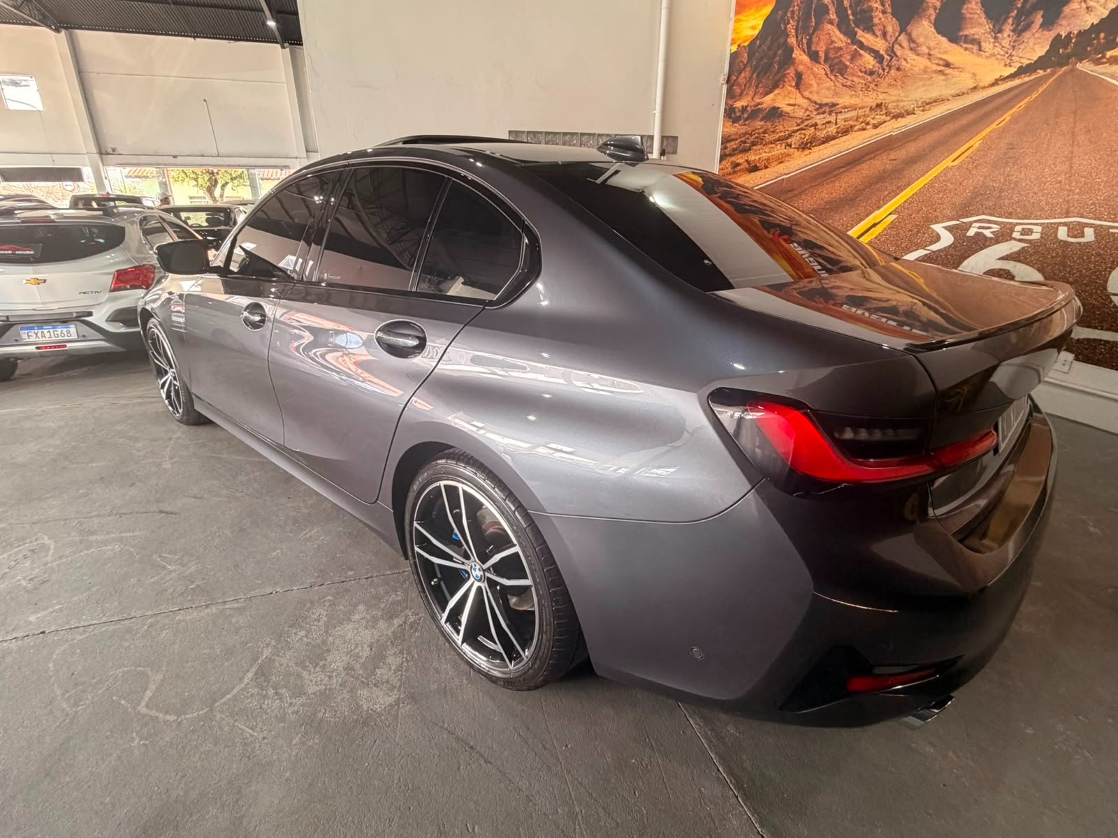 BMW 320I